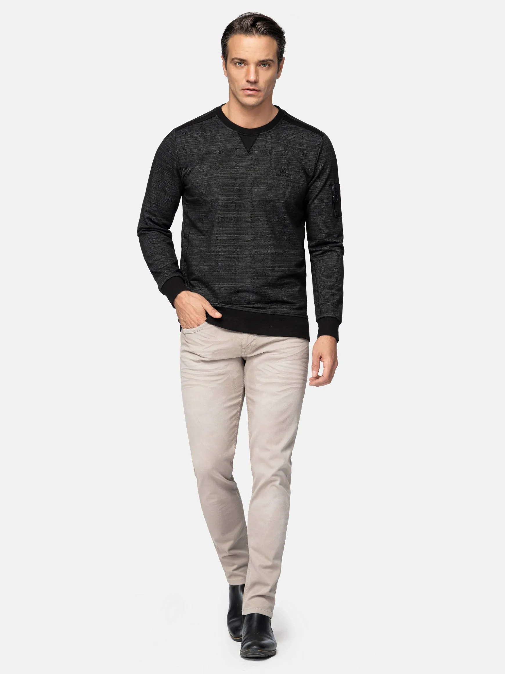 WAM DENIM Sweaters & Vesten*Grande Crew Neck Black Sweater